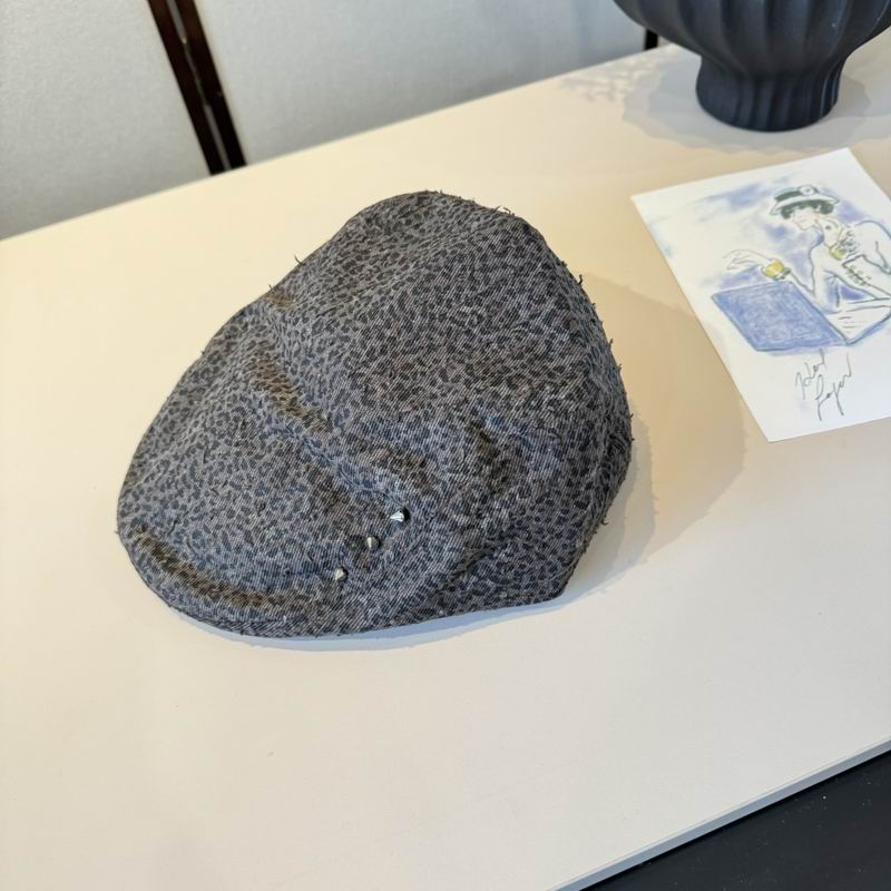 Burberry Beret (628)