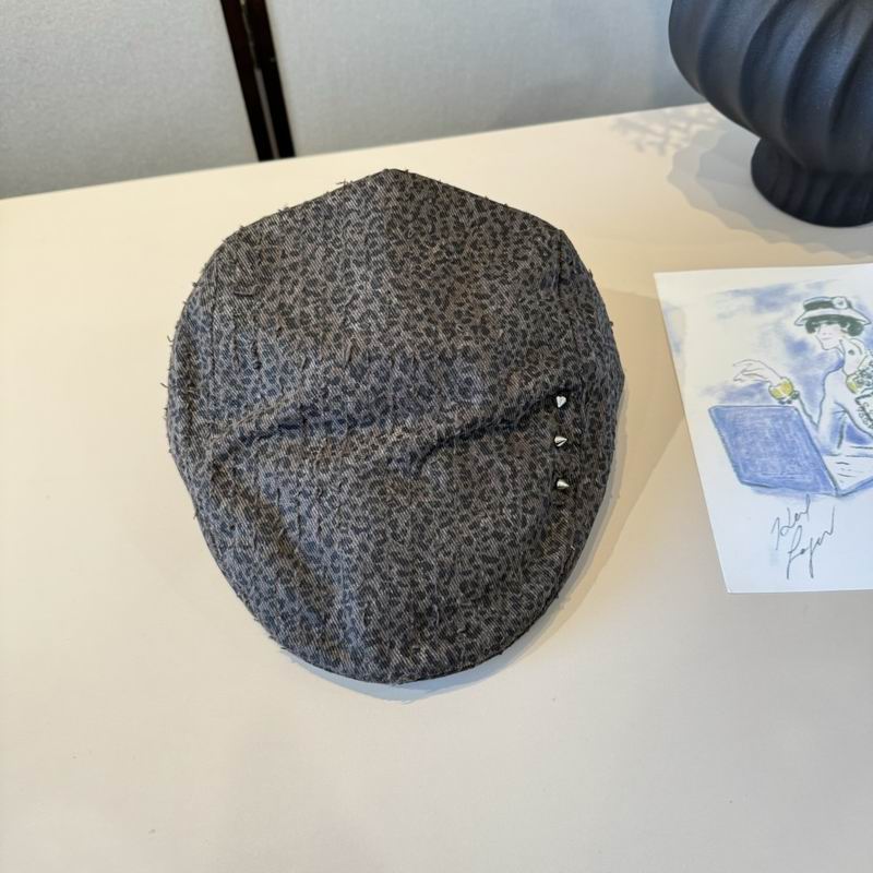 Burberry Beret (629)
