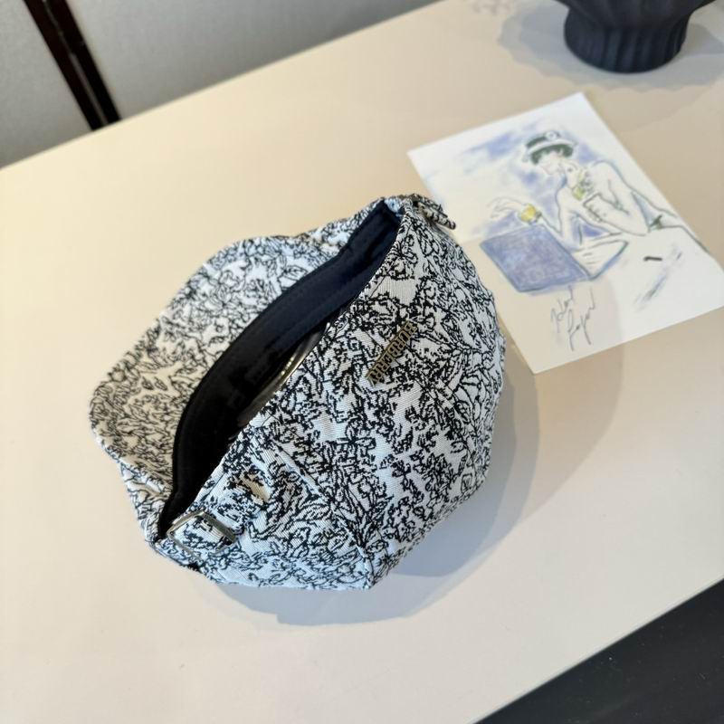 Burberry Beret (630)