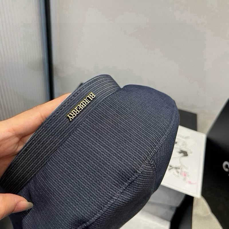Burberry Beret (734)