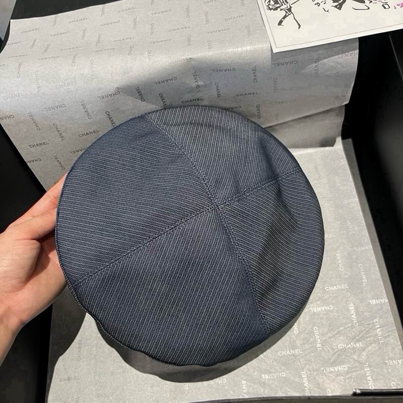Burberry Beret (739)