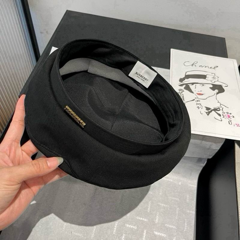 Burberry Beret (743)