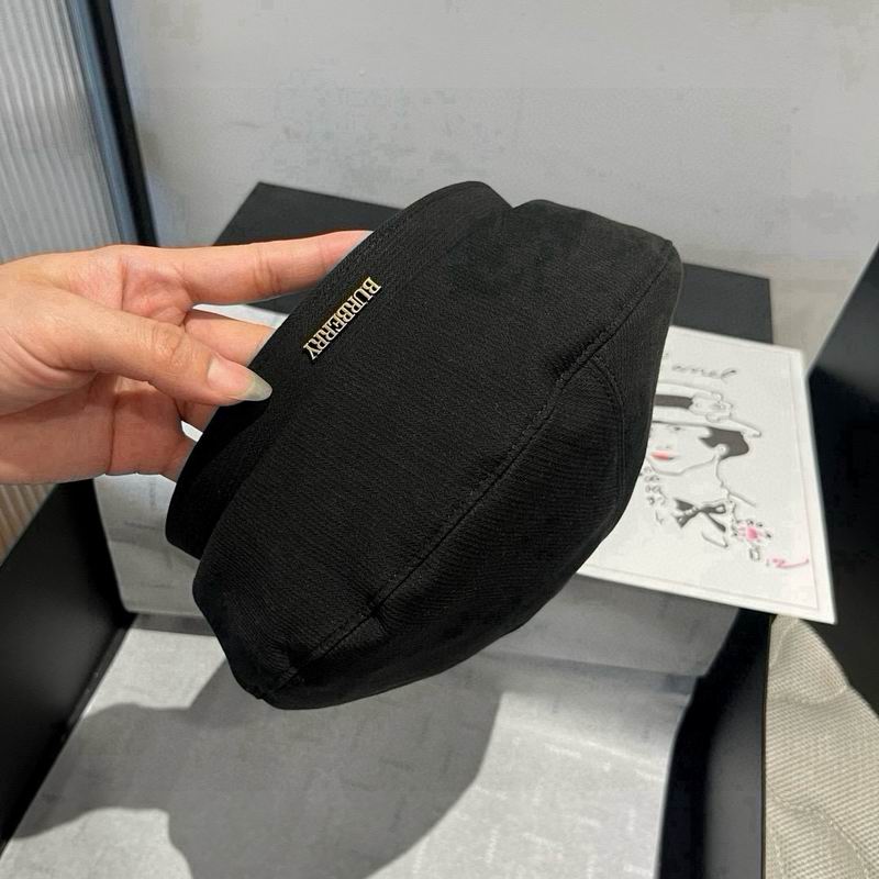 Burberry Beret (749)