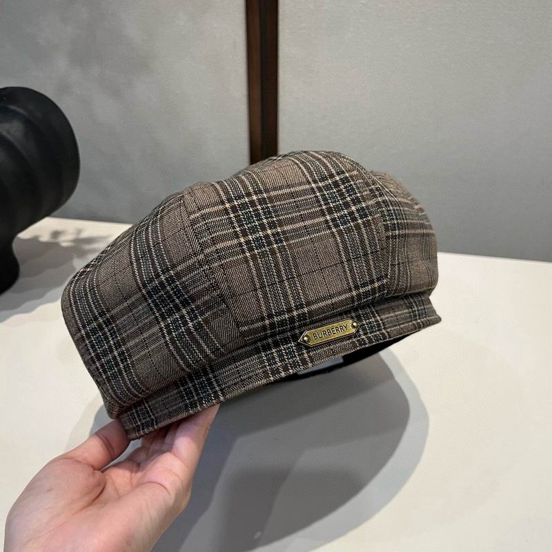 Burberry Beret (835)