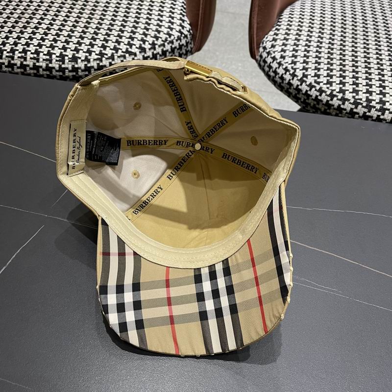 Burberry Cap (114)