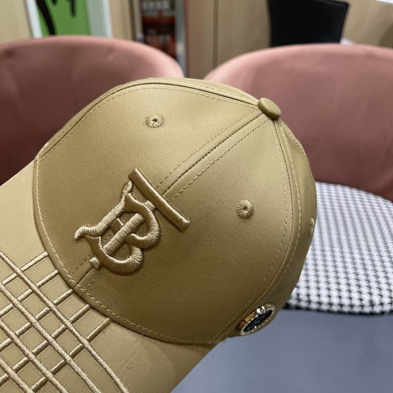 Burberry Cap (116)