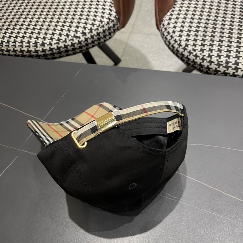 Burberry Cap (125)