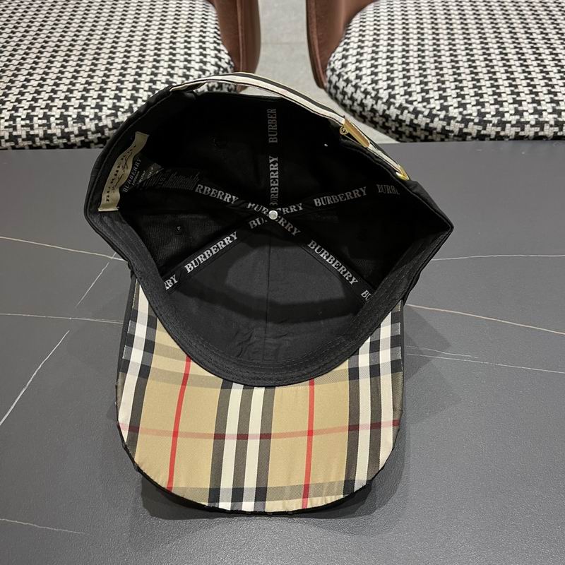 Burberry Cap (126)