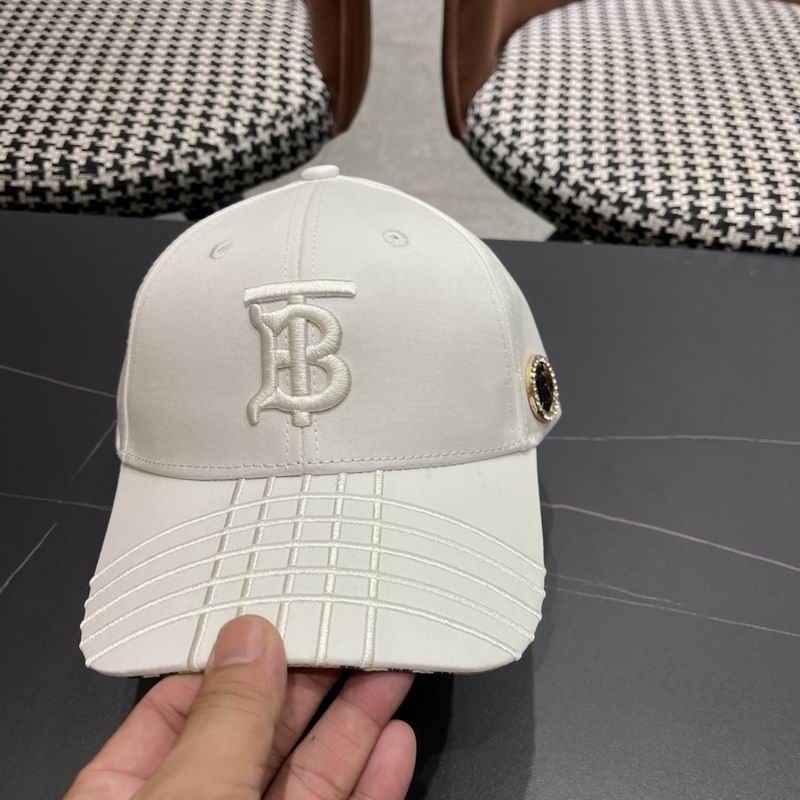 Burberry Cap (142)
