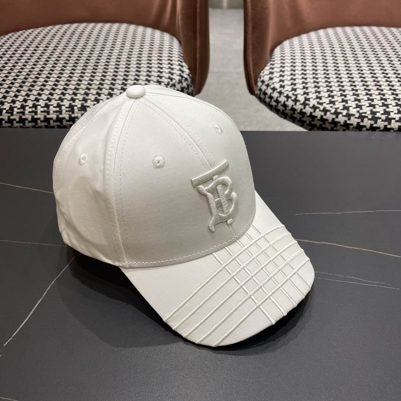 Burberry Cap (144)
