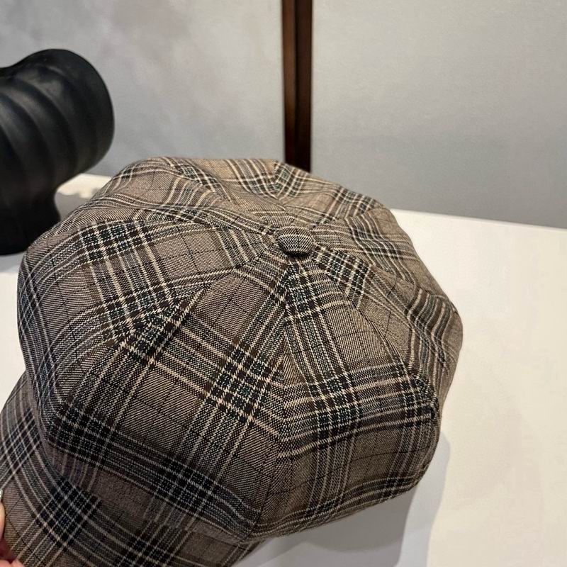 Burberry Cap (417)