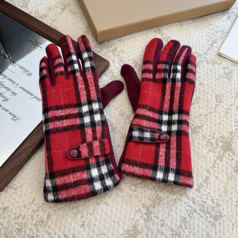 Burberry Gloves 34 (14)