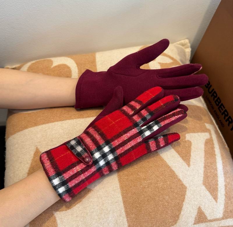Burberry Gloves 34 (18)