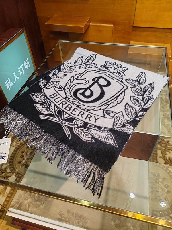 Burberry Scarf 210X50cm 100%羊绒 E30 (5)