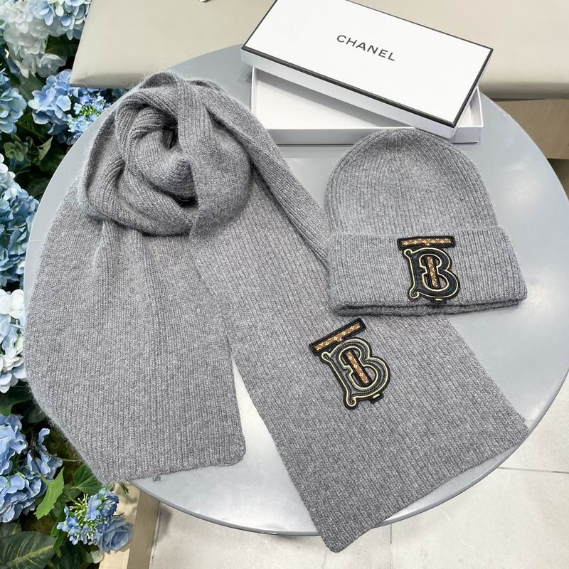 Burberry Scarf hat (278)