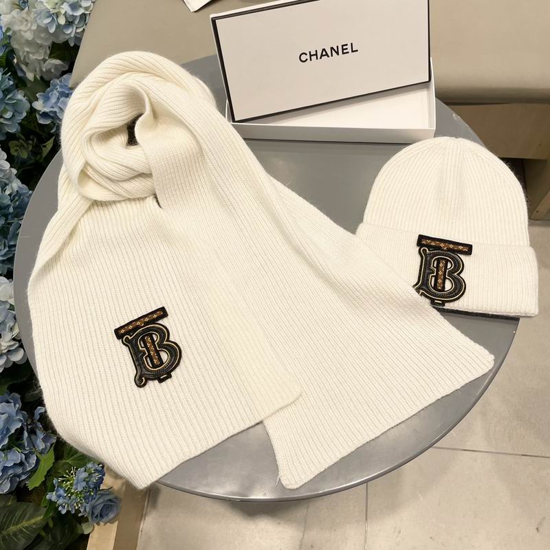 Burberry Scarf hat (288)