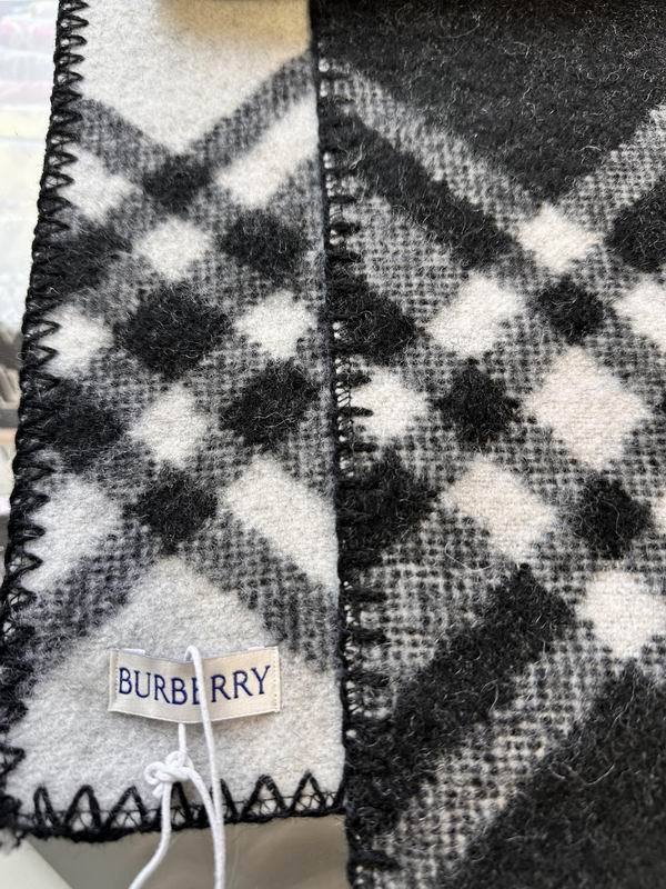 Burberry Scarf30X182cm E18 (12)