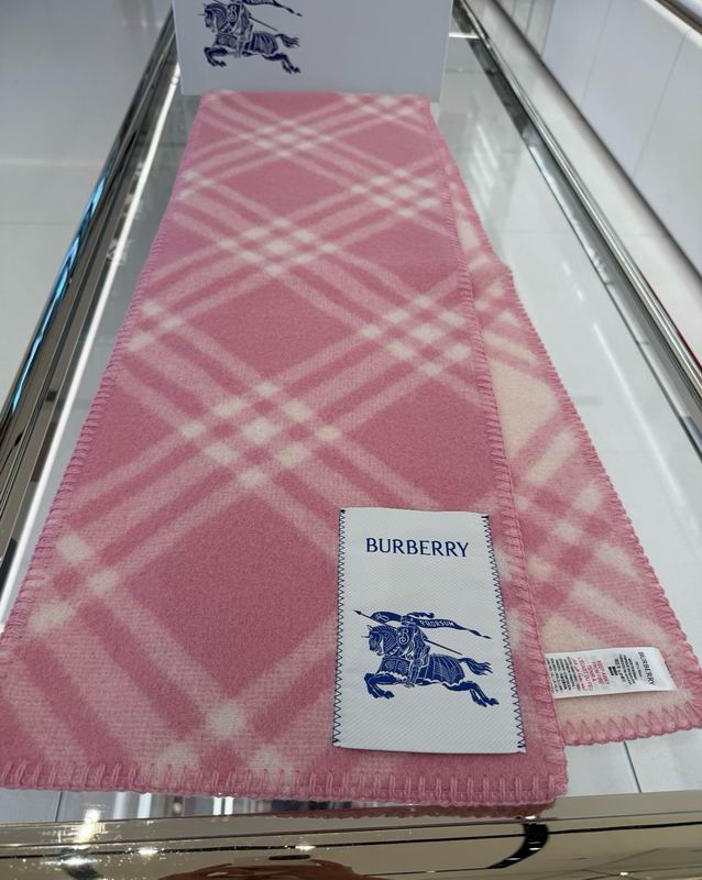Burberry Scarf30X182cm E18 (22)