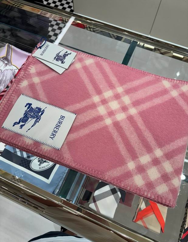 Burberry Scarf30X182cm E18 (23)