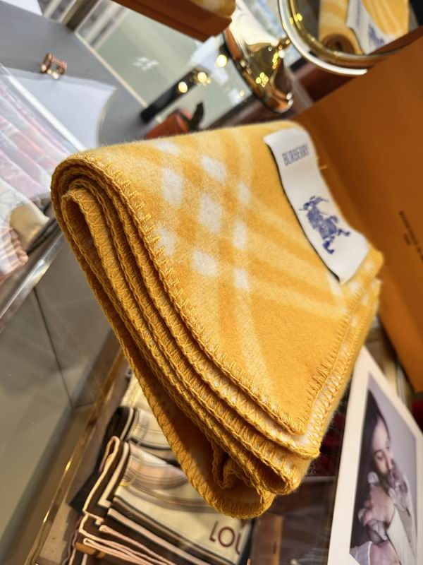 Burberry Scarf30X182cm E18 (8)