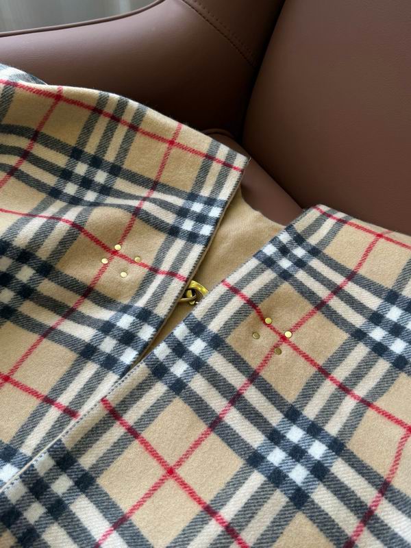 Burberry cloak 135X145cm 100%羊羔毛 E20 (1)