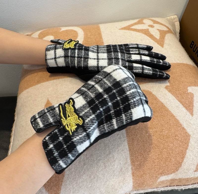 Burberry gloves 83 (8)