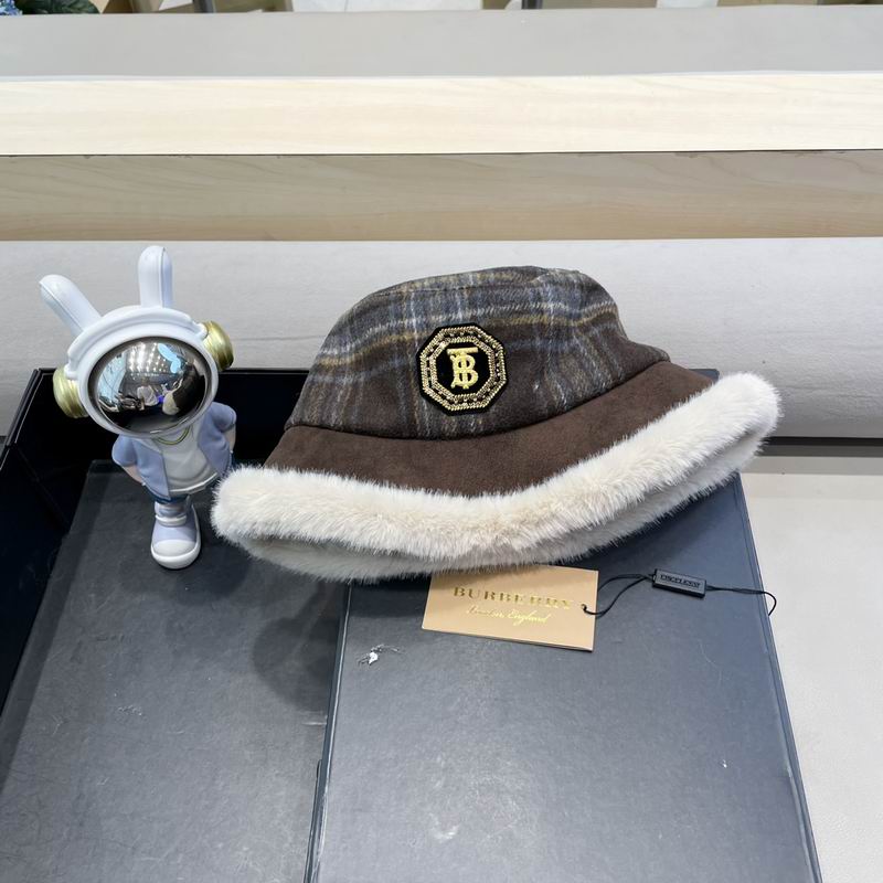 Burberry hat (1518)