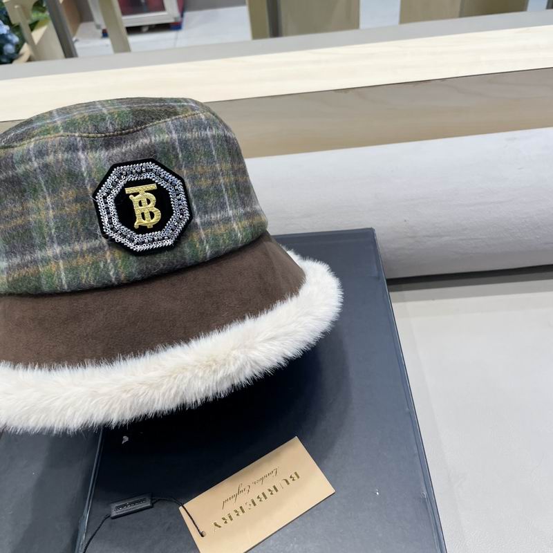 Burberry hat (1531)