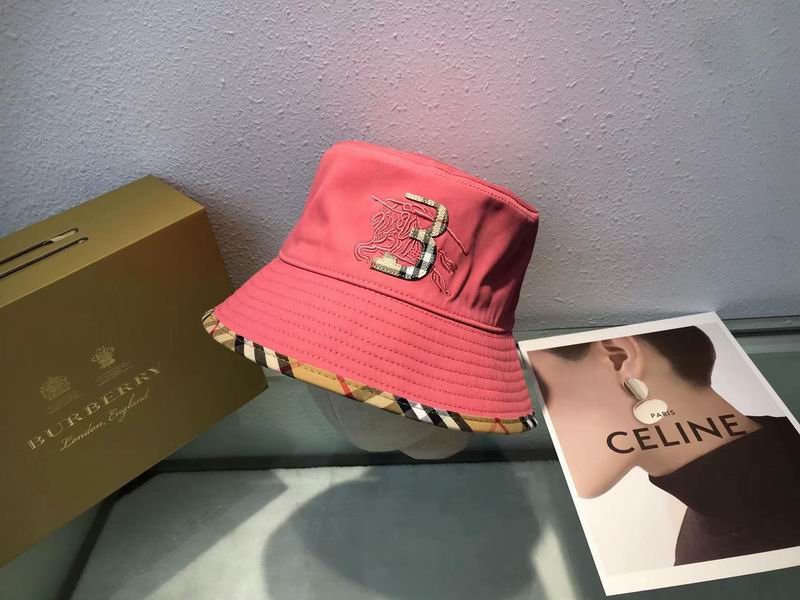 Burberry hat (257)