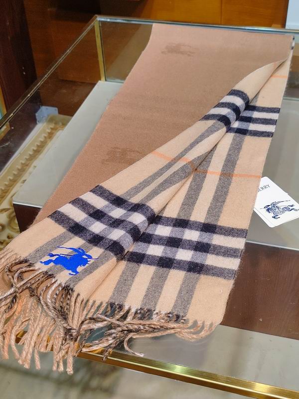 Burberry scarf 168X30cm E24 (12)