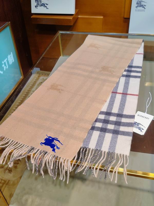 Burberry scarf 168X30cm E24 (5)