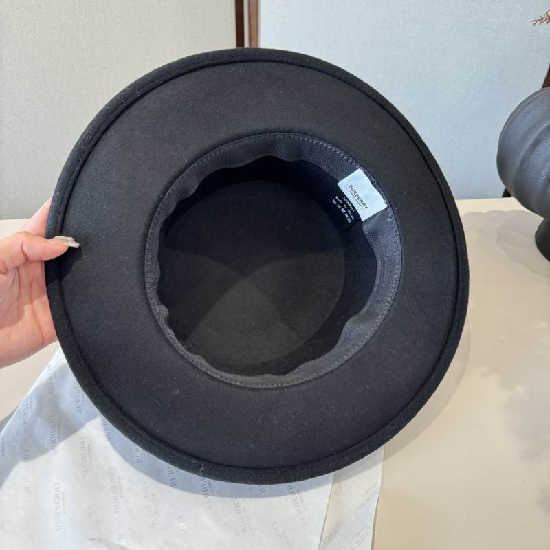 Burberry top hat (1272)