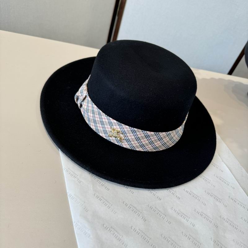 Burberry top hat (1277)