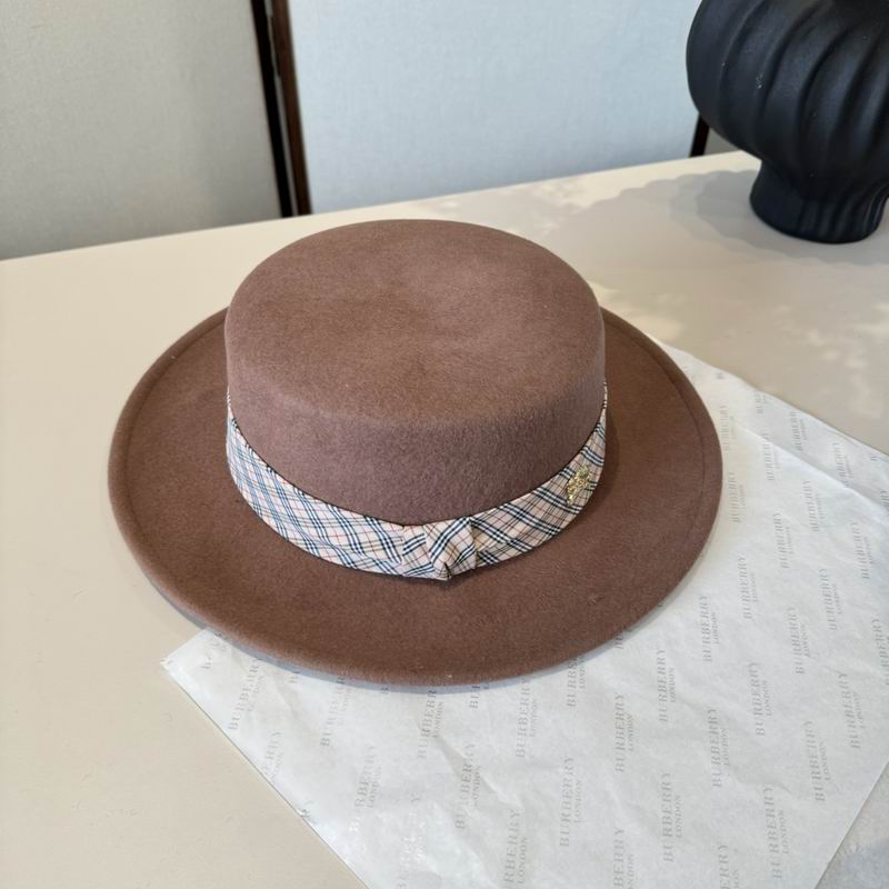 Burberry top hat (1294)