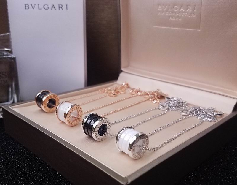 Bvlgari necklace 08yxq06 (4)