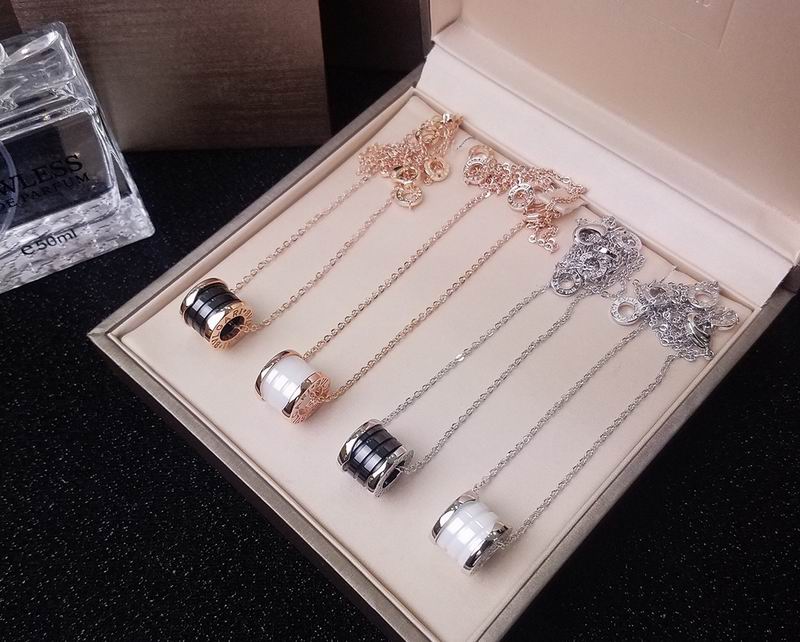 Bvlgari necklace 08yxq06 (9)
