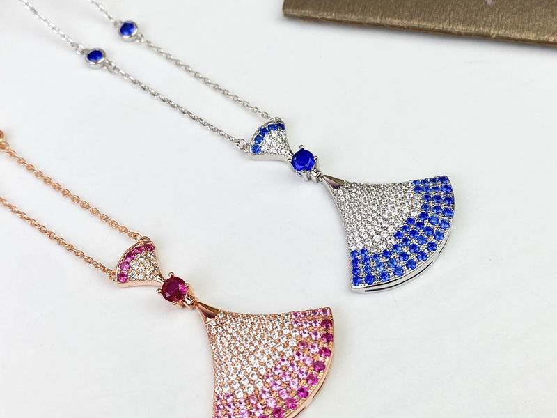 Bvlgari necklace 08yxq08 (4)
