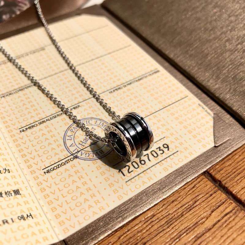 Bvlgari necklace 08yxq10 (3)