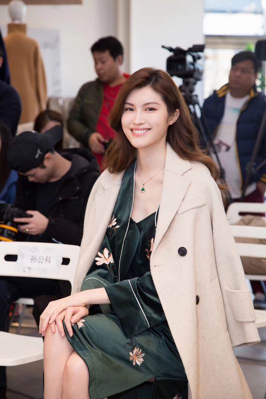 Bvlgari necklace 09yxq05 (8)