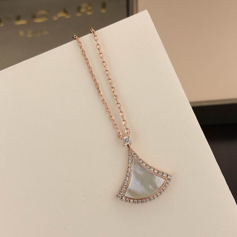 Bvlgari necklace 09yxq09 (2)