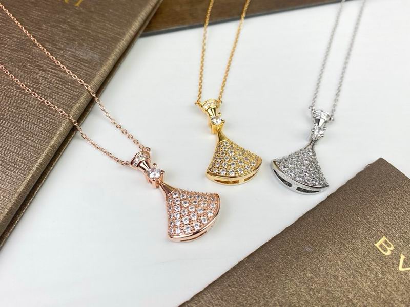 Bvlgari necklace 09yxq13 (4)