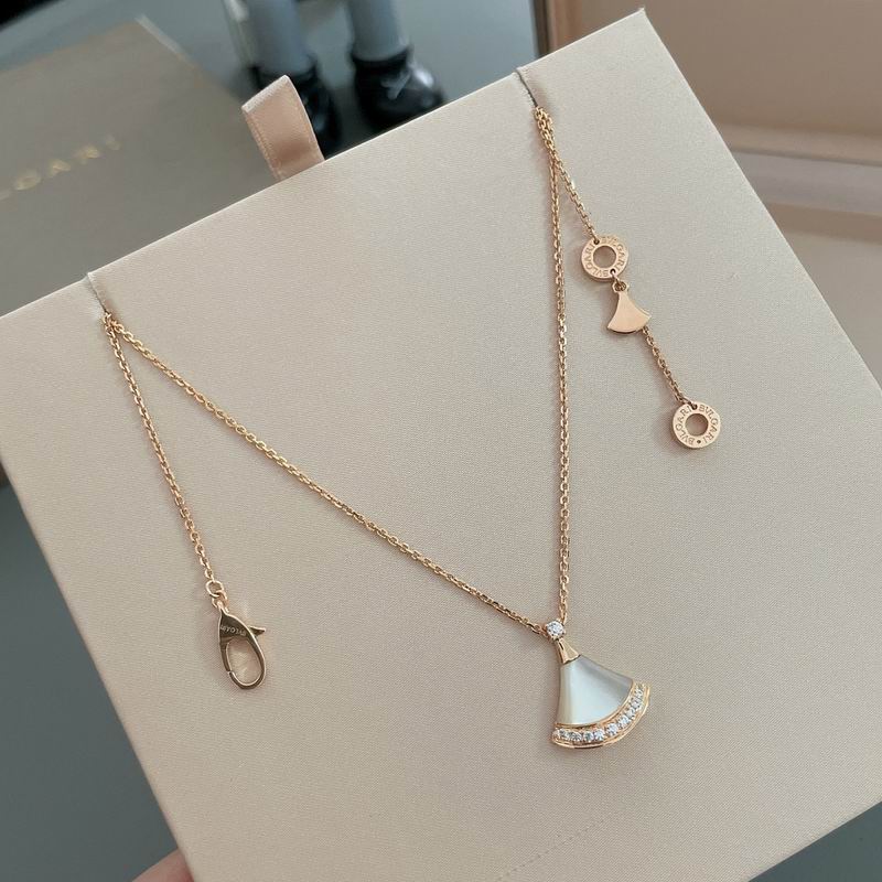 Bvlgari necklace 09yxq15 (2)