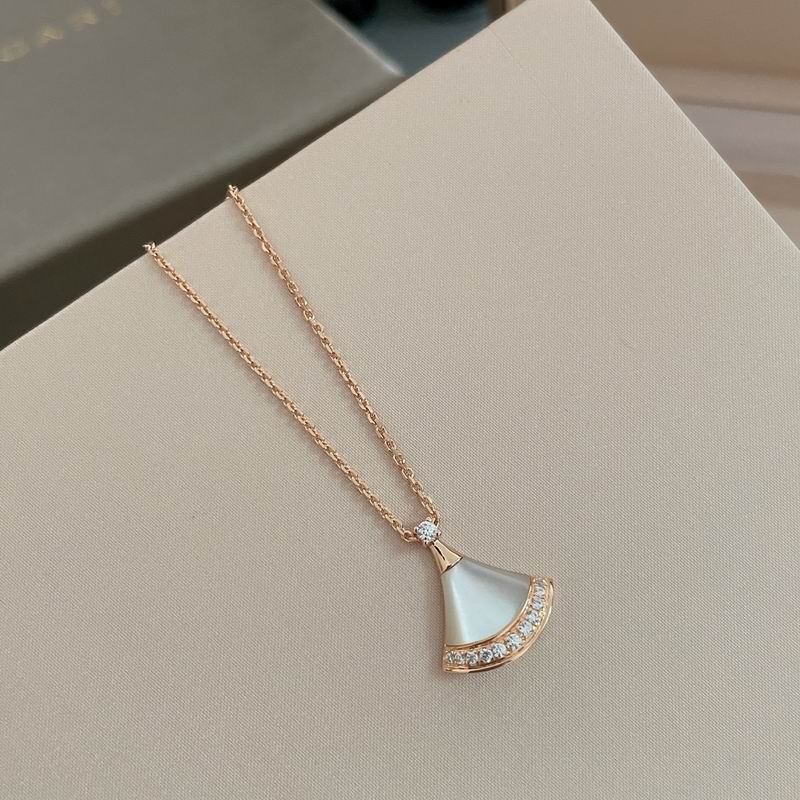 Bvlgari necklace 09yxq15 (4)