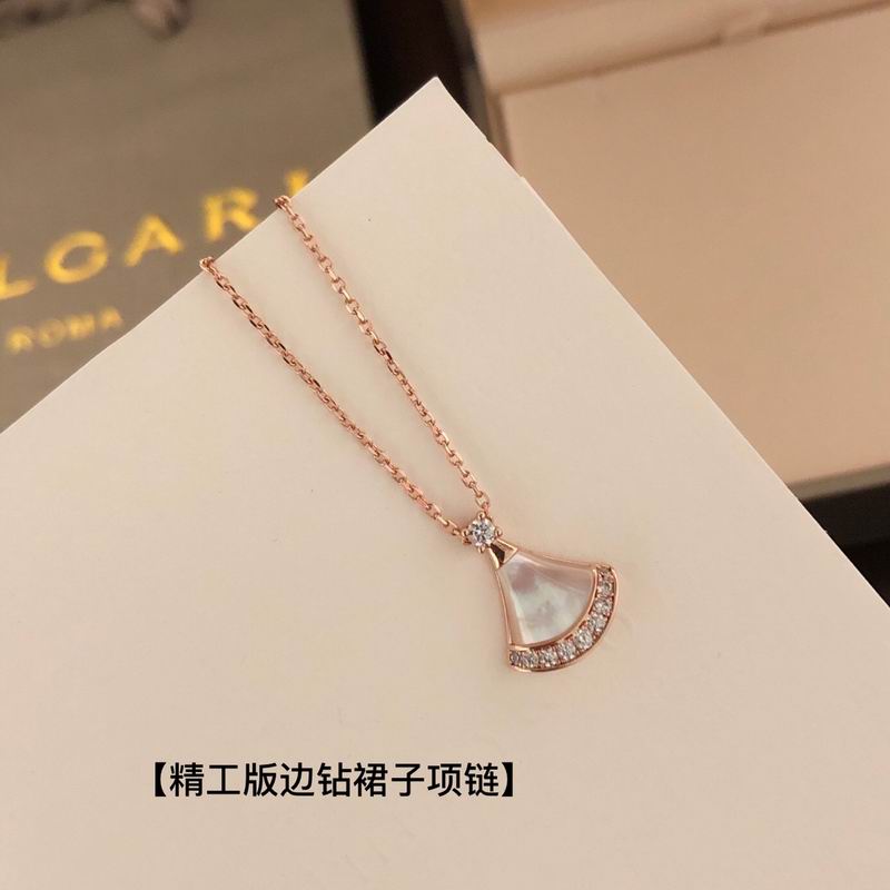 Bvlgari necklace 09yxq24 (2)