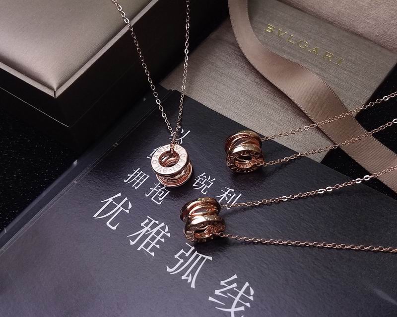 Bvlgari necklace 09yxq27 (4)