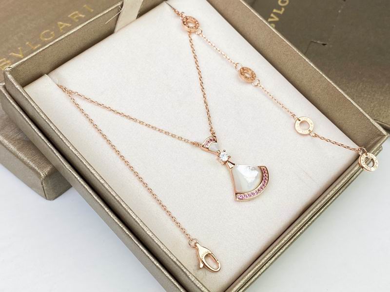 Bvlgari necklace 09yxq29 (2)