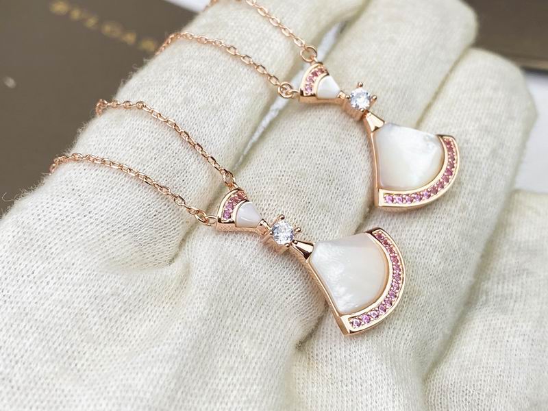 Bvlgari necklace 09yxq29 (3)