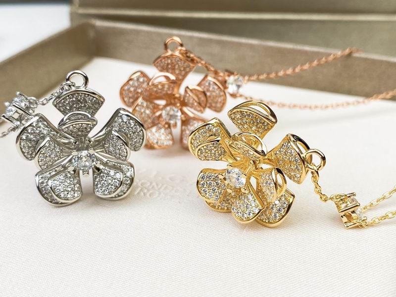 Bvlgari necklace 09yxq43 (8)