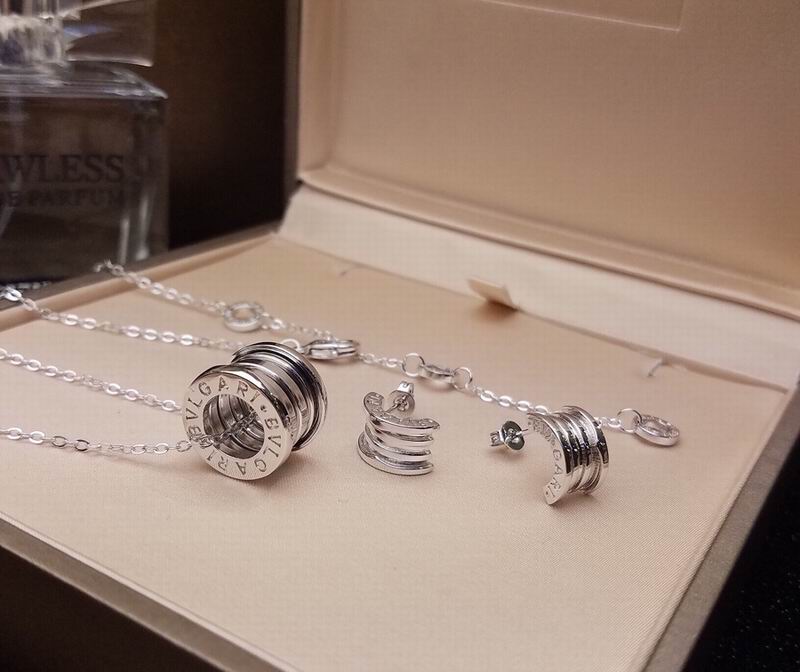 Bvlgari suits 09yxq04 (4)