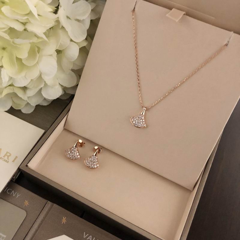 Bvlgari suits 09yxq07 (4)